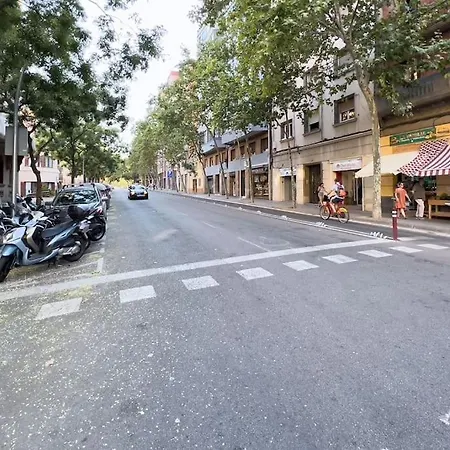 Bebarceloner Eixample - 3 Bedrooms Appartamento *
