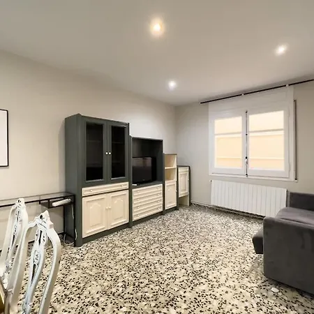 Apartment Bebarceloner Eixample - 3 Bedrooms *